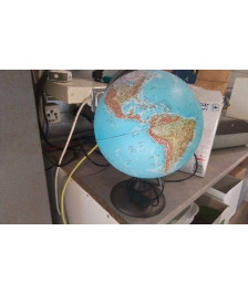 GLOBE TERRESTRE LUMINEUX 