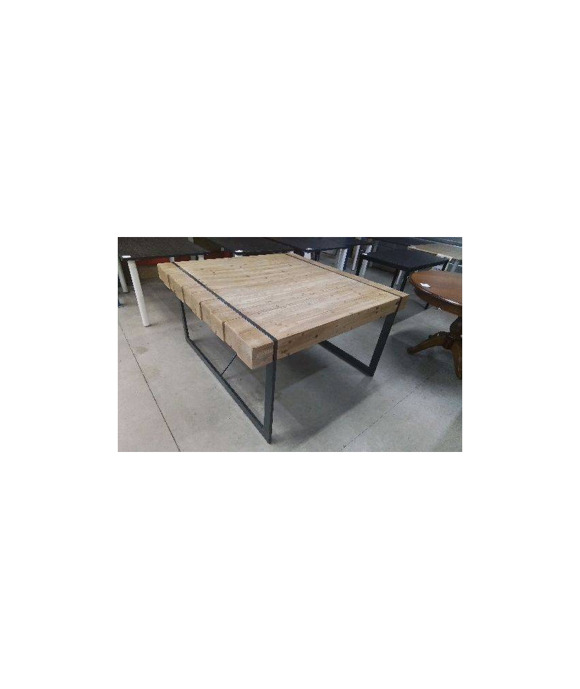 TABLE STYLE INDUSTRIEL 140X140