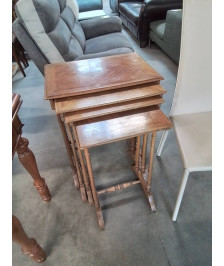 4 TABLES BASSES GIGOGNES BOIS CLAIR FIN XIXE