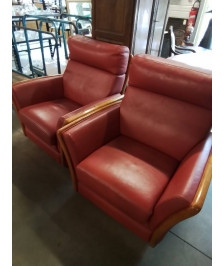 ENSEMBLE BUROV 3 PIÈCES 2 FAUTEUILS ET 1 CANAPÉ BOIS ET CUIR ROUGE 