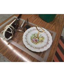 PETIT PRESENTOIRE EN PORCELAINE