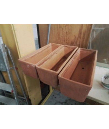 JARDINIÈRE EN TERRE CUITE