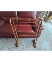 RANGE/SÈCHE SERVIETTES EN BOIS 