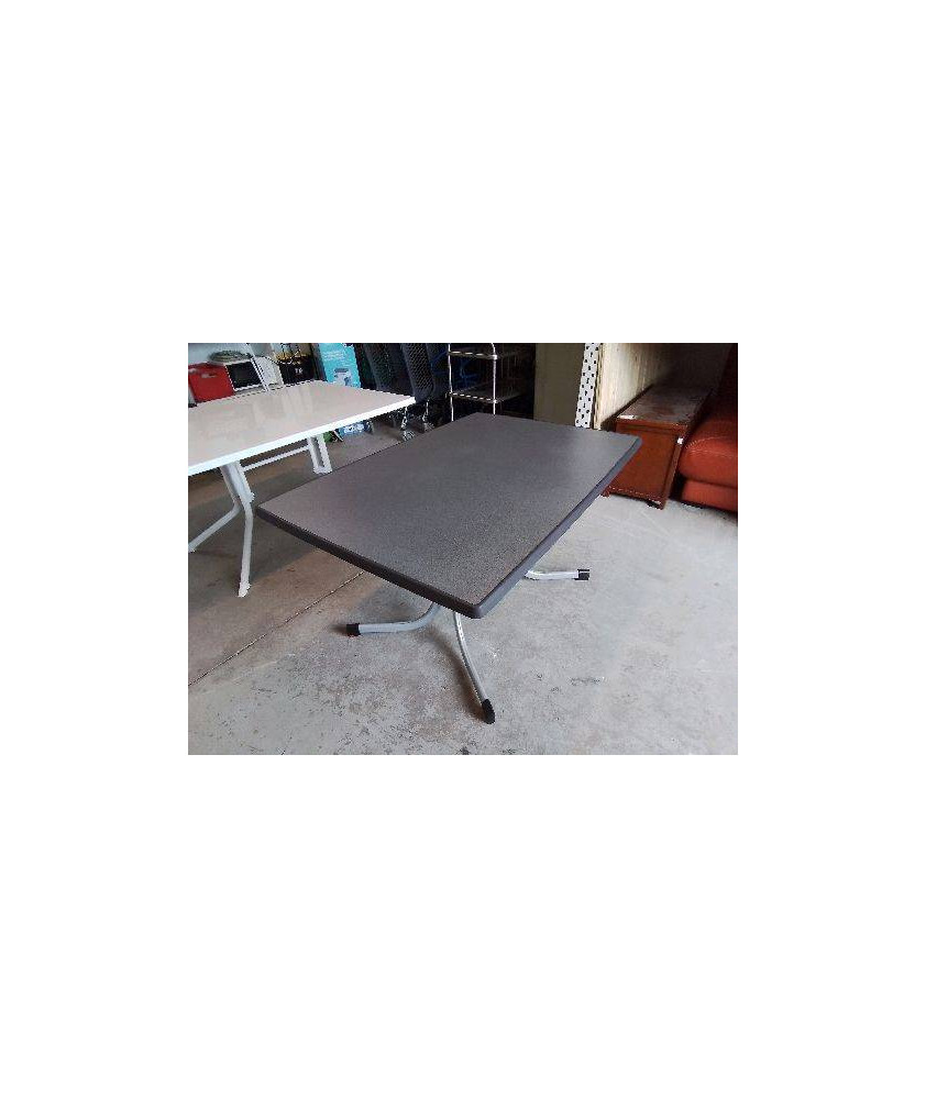 TABLE GRISE D’EXTERIEUR PLIABLE 