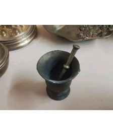 PETIT MORTIER AVEC SON PILON 