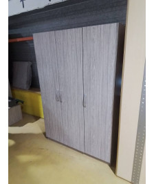ARMOIRE 3 PORTE