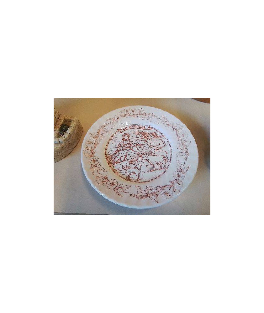 LOT DE 3 ASSIETTES À DESSERT 