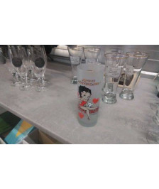 VERRE ANNIVERSAIRE BETTY BOOP