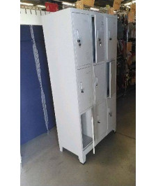 VESTIAIRE METAL - 9 CASIERS / MANQUE DES CLES - EN L’ETAT