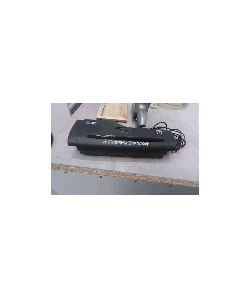 DESTRUCTEUR À PAPIER 