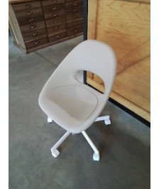 CHAISE DE BUREAU A ROULETTES MÉTAL BLANC ET RÉSINE BEIGE