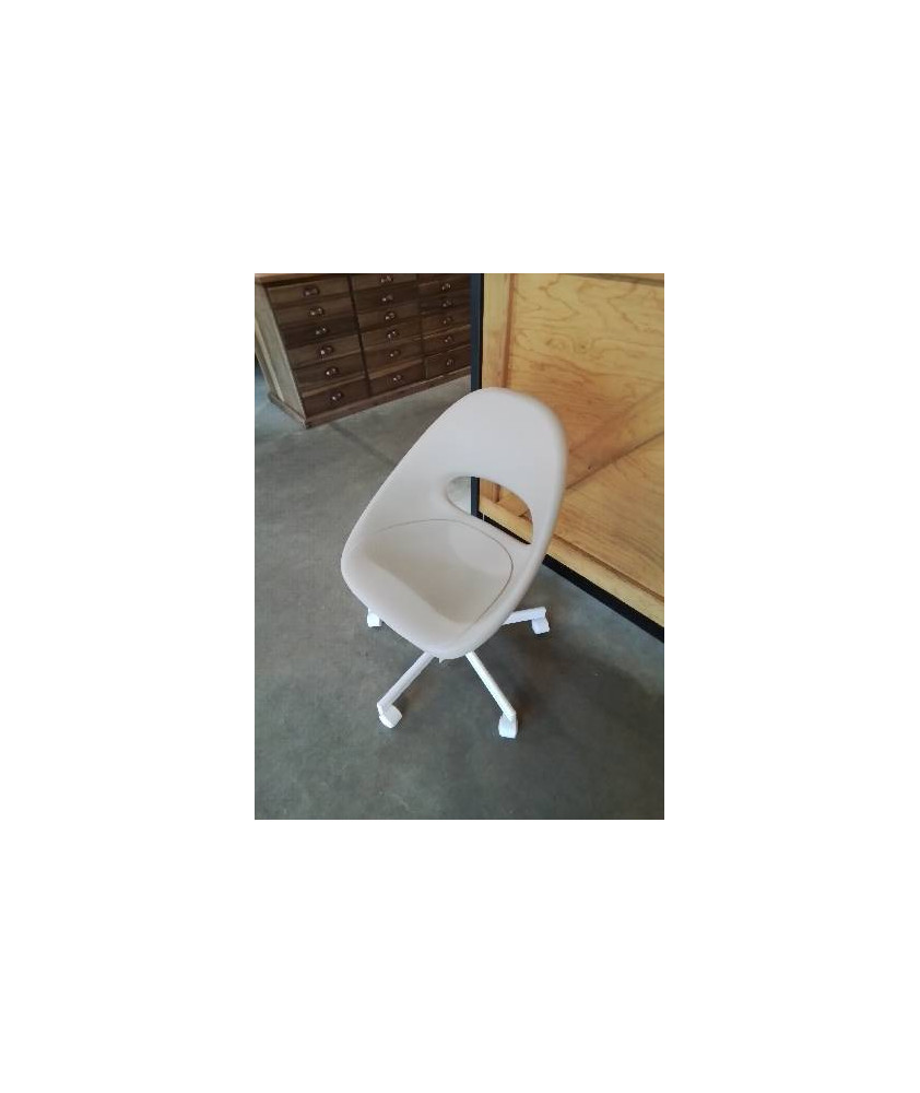 CHAISE DE BUREAU A ROULETTES MÉTAL BLANC ET RÉSINE BEIGE