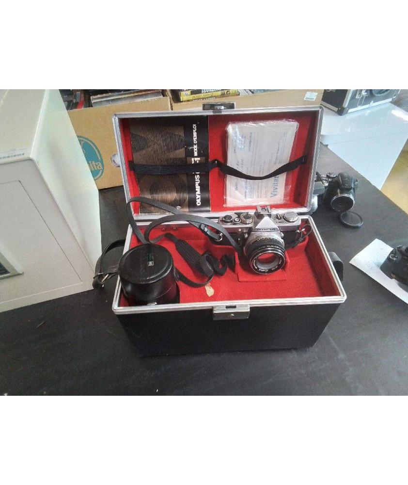 APPAREIL PHOTO OLYMPUS OM1+ VALISE 