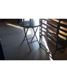 TABLE PLIANTE RONDE METAL /EN L\'ETAT