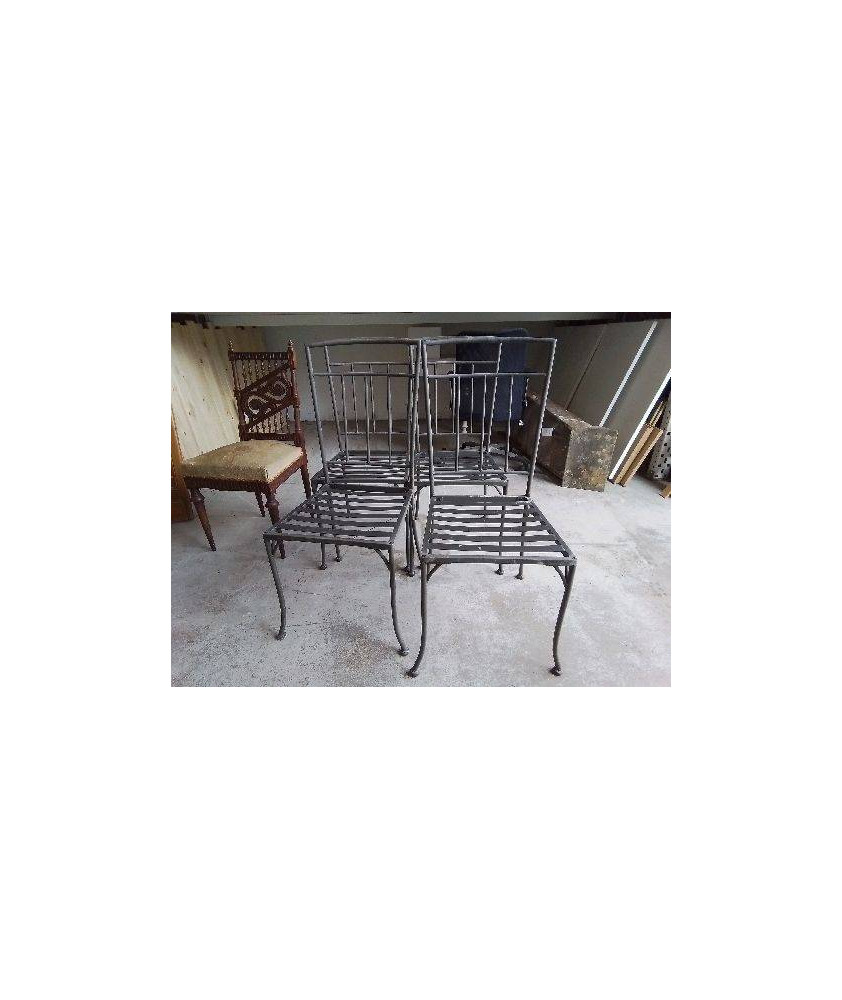 CHAISE D’EXTÉRIEUR EN FER