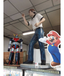 STATUE JOUEUR DE FLECHETTES