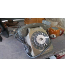 TÉLÉPHONE A CADRAN VINTAGE 