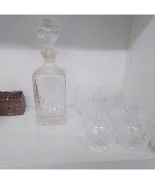 CARAFE A WHISKY ET 6 VERRES 