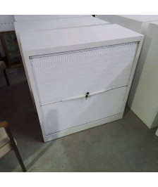 ARMOIRE BUREAU A RIDEAU