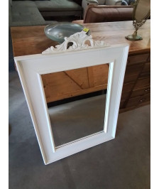 MIROIR RECTANGULAIRE A FRONTON  BOIS BLANC STYLE RÉGENCE