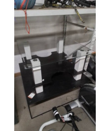 TABLE BASSE CARREE BLANC ET NOIR