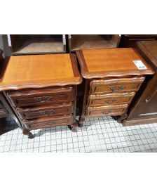 PAIRE DE CHEVETS STYLE LOUIS XV 3 TIROIRS