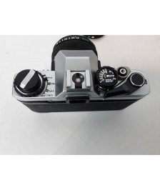 APPAREIL PHOTO OLYMPUS OM-10 AVEC OBJ ZUIKO 1:1.8 50MM ET NOTICES