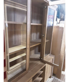 MEUBLE 2 CORPS HAUT 3 PORTES VITRÉES COULEUR CHENE CLAIR