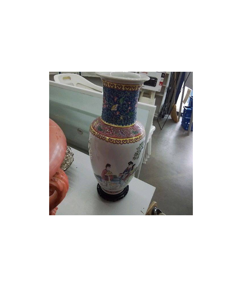 VASE STYLE ASIATIQUE