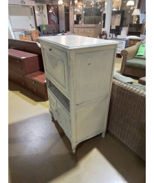 MEUBLE PATINÉ 