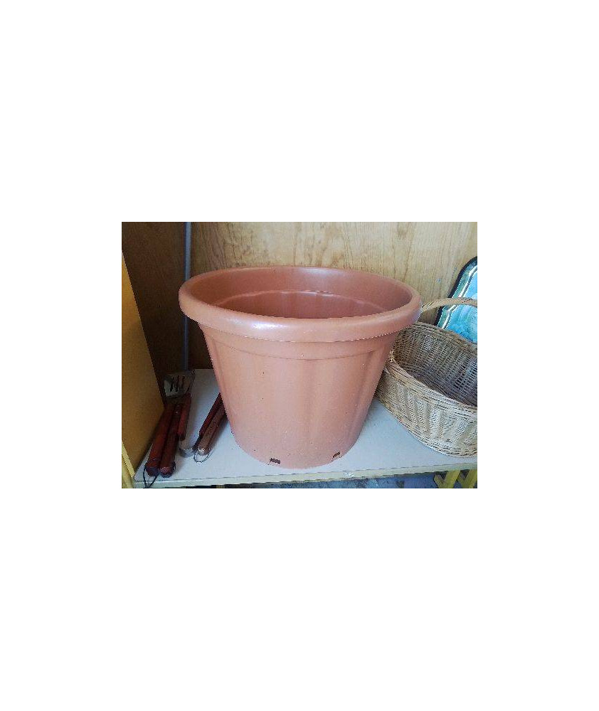 GRAND POT EN PLASTIQUE 