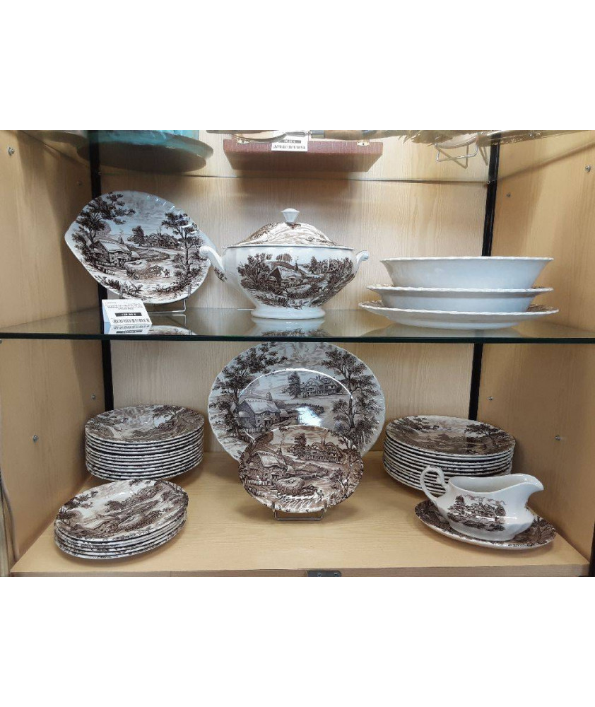 SERVICE DE TABLE 39 PIÈCES RIDGWAY HAYRIDE (SOUPIÈRE ACCIDENTÉE)  