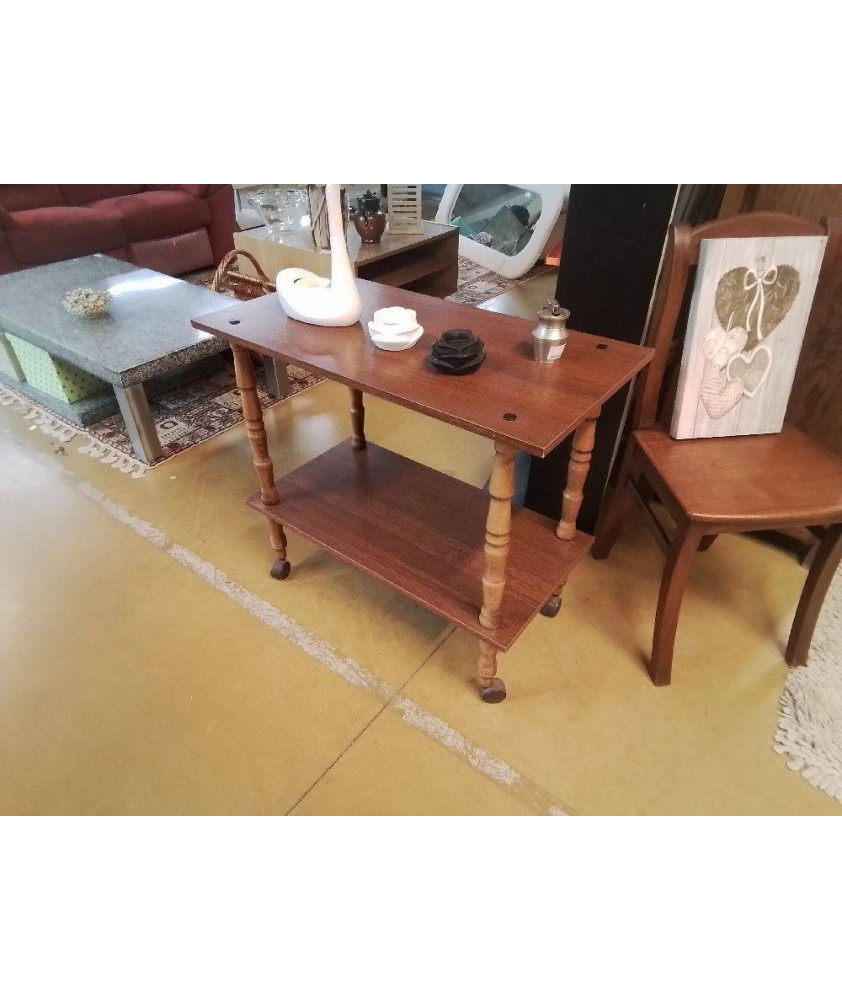 DESSERTE A ROULETTES 