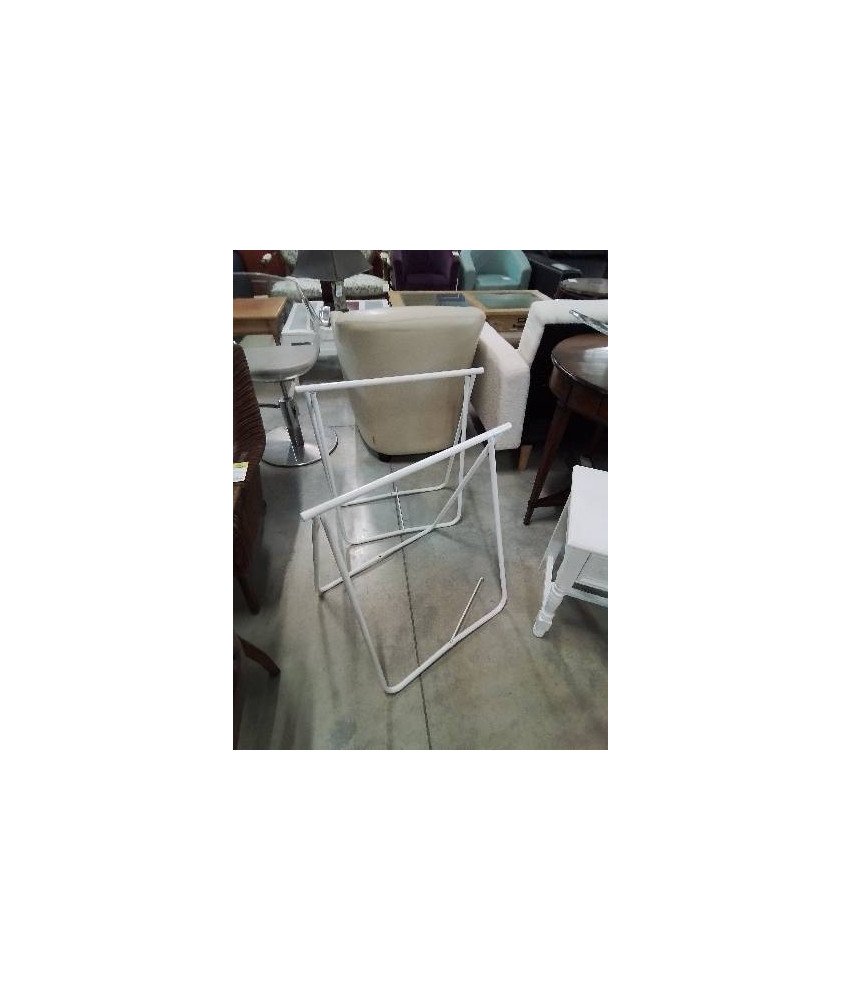 PAIRE DE TRETAUX MÉTAL BLANC