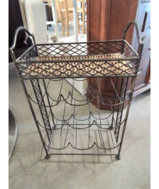 ÉTAGÈRE RANGE BOUTEILLES MÉTAL NOIR ET VANNERIE 9 BTS