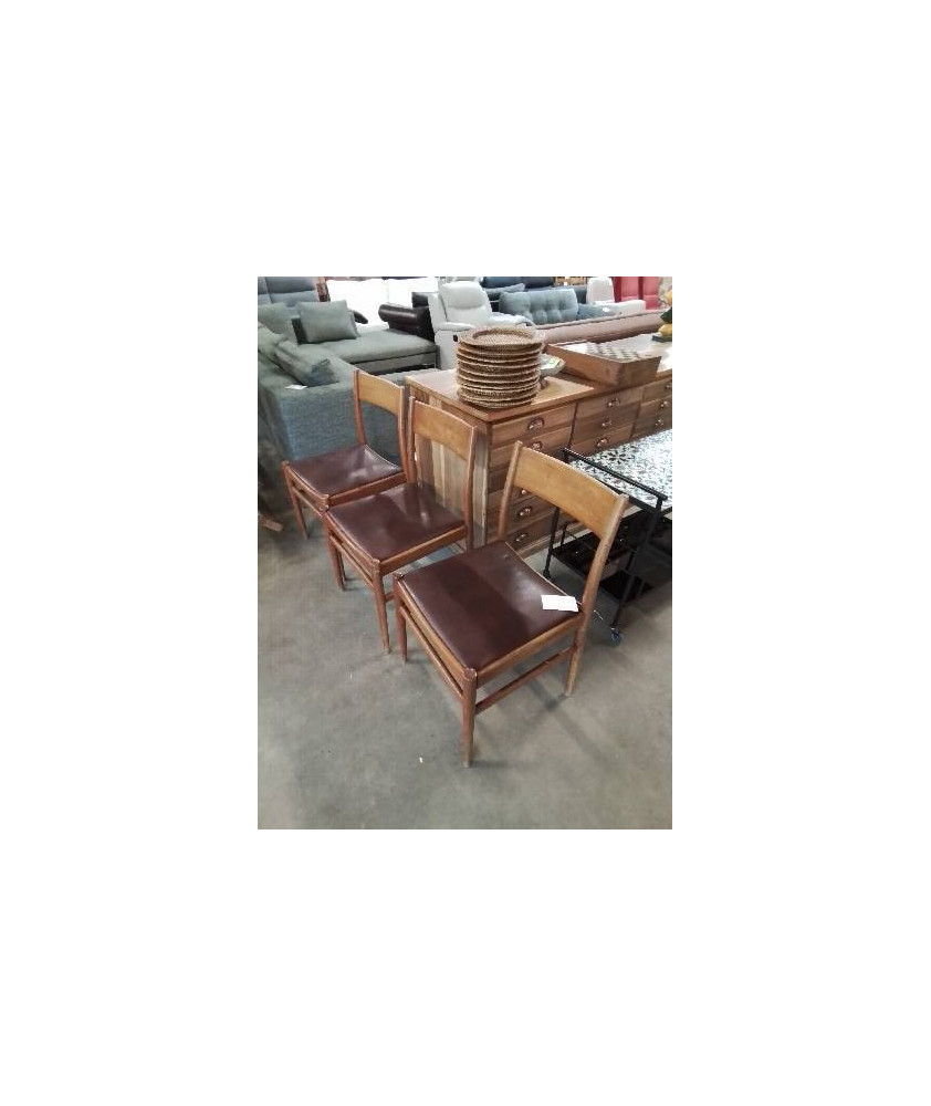 3 CHAISES SCANDINAVES BOIS CLAIR ASSISE CAPITONNÉ SKAI BORDEAUX ANNÉES 60