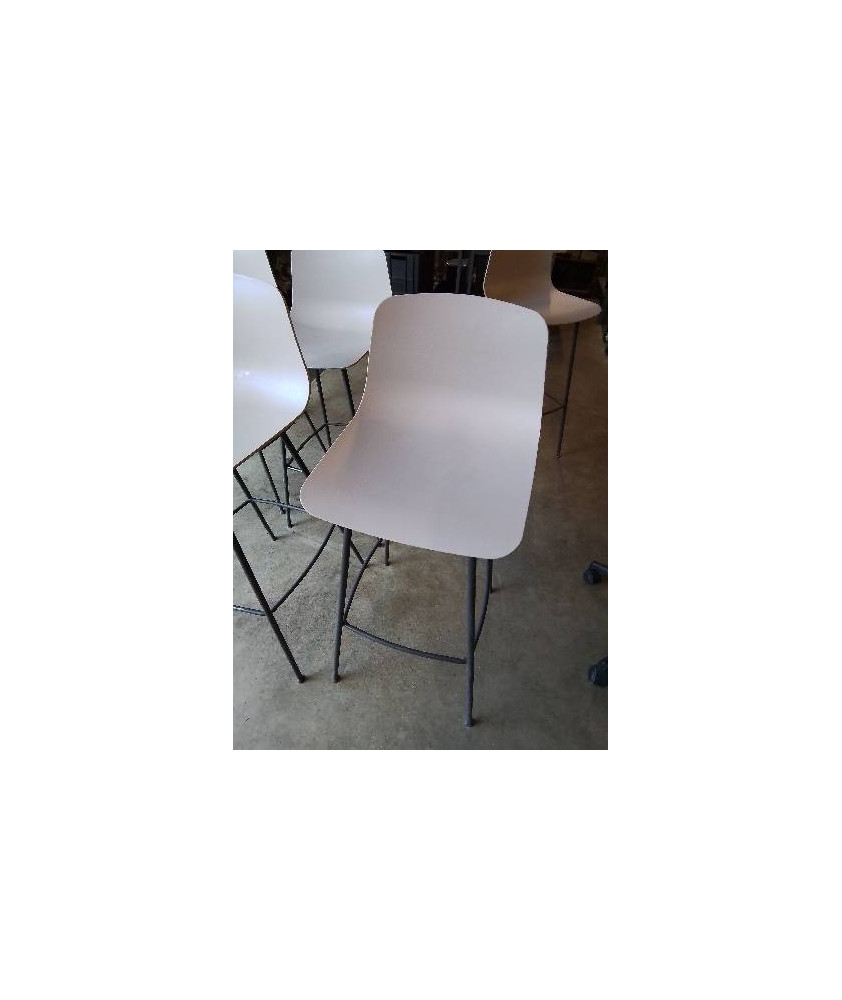 TABOURET DE BAR PIÈTEMENT MÉTAL GRIS ASSISE RÉSINE TAUPE