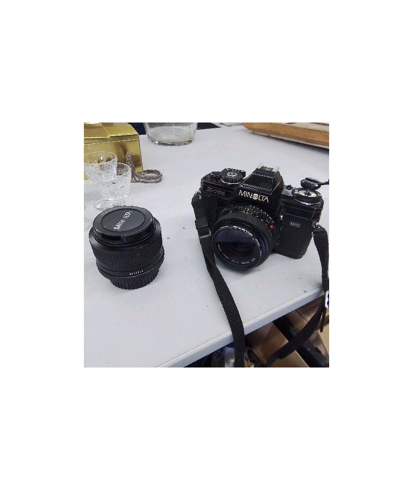 APPAREIL PHOTO MINOLTA X-700 + OBJECTIF