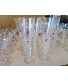 VERRE EN CRISTAL PIED VENUS 