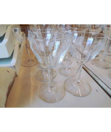 VERRE A LIQUEUR CISELÉ 