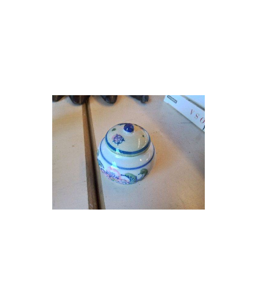 MINI BOITE EN PORCELAINE 