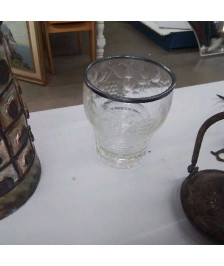 VASE EN CRISTAL TAILLÉ