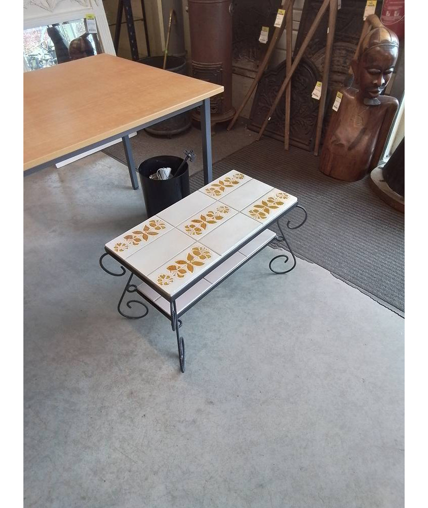 TABLE BASSE RECTANGULAIRE PIÈTEMENT FER FORGÉ NOIR 2 PLATEAU CARRELÉ ANNÉES 50