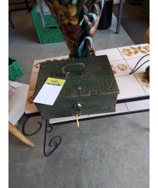 COFFRET MÉTALLIQUE VERT AVEC CLÉ