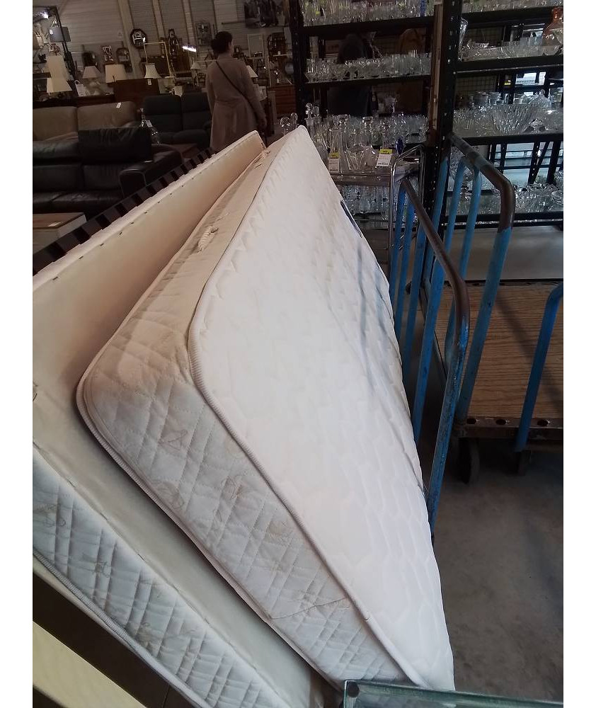 MATELAS A RESSORTS ENSACHÉS SIMMONS 90X190CM