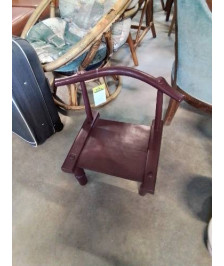 CHAISE ENFANT BOIS PEINT BORDEAUX DOSSIER COURBÉ 