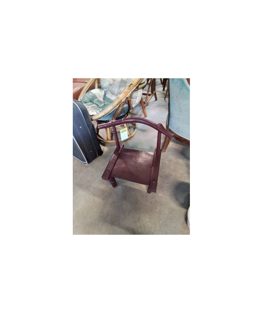 CHAISE ENFANT BOIS PEINT BORDEAUX DOSSIER COURBÉ 