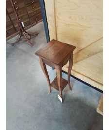 SELLETTE CARRÉE BOIS PIEDS CAMBRÉS DÉBUT XXE