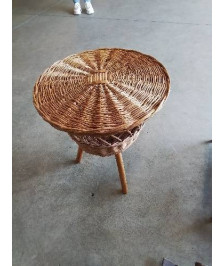 TRAVAILLEUSE TRIPODE ROTIN ET VANNERIE 