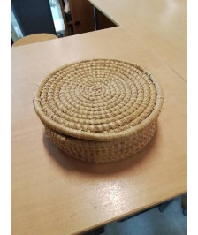 CORBEILLE RONDE AVEC COUVERCLE VANNERIE 